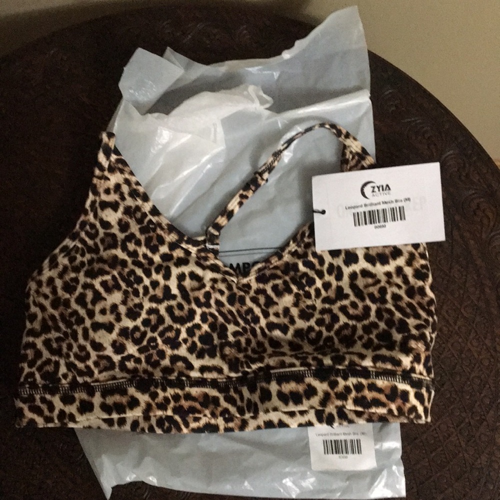 Zyia Super cute leopard brilliant mesh bra